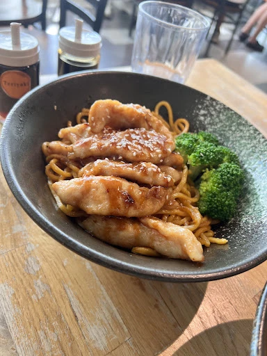 Royal Dragon Noodle Bar & Grill photo 3